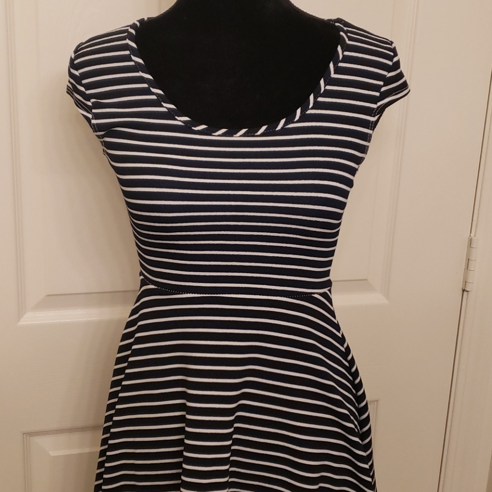 Blue nautical striped dress cap sleeve small